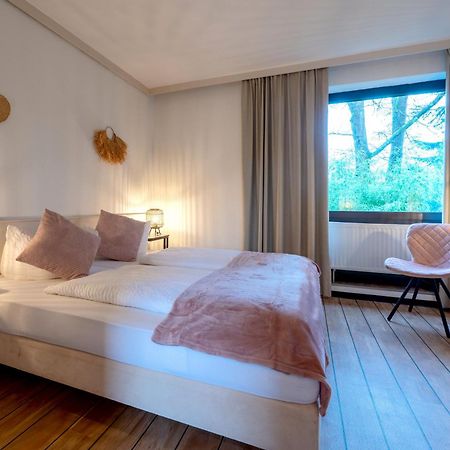 Hotel Waldkur 里尔 外观 照片