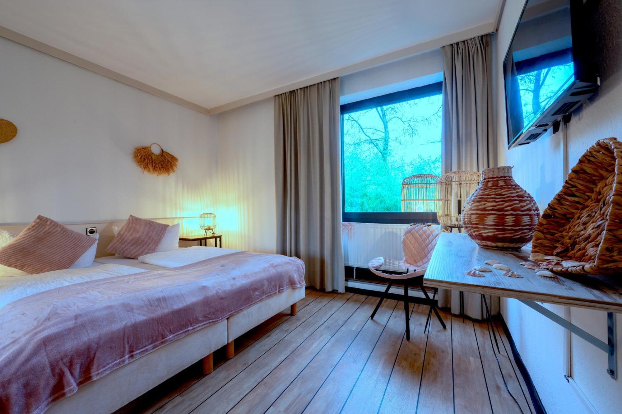 Hotel Waldkur 里尔 外观 照片